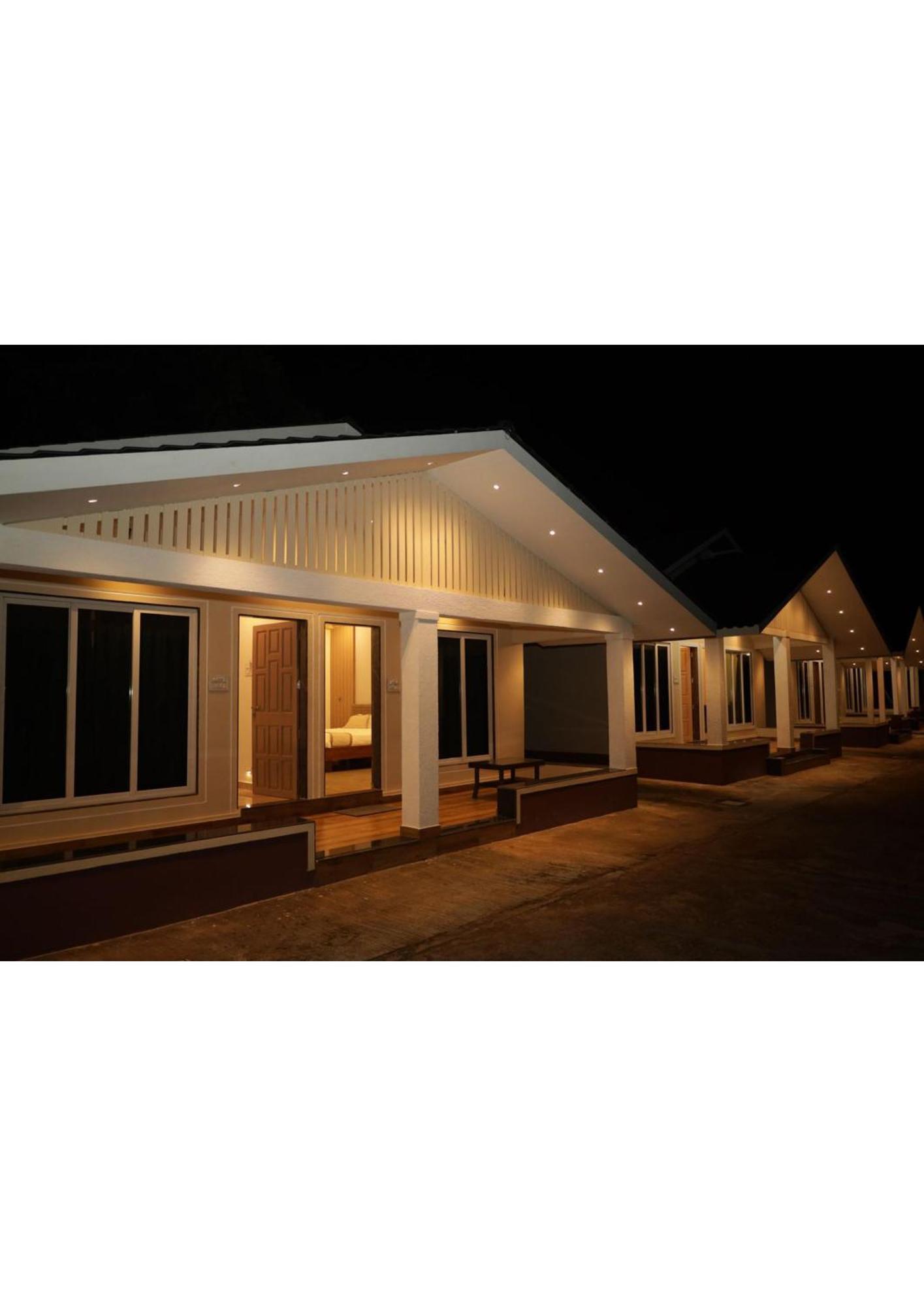 Nisarg Resort Guhagar Luaran gambar