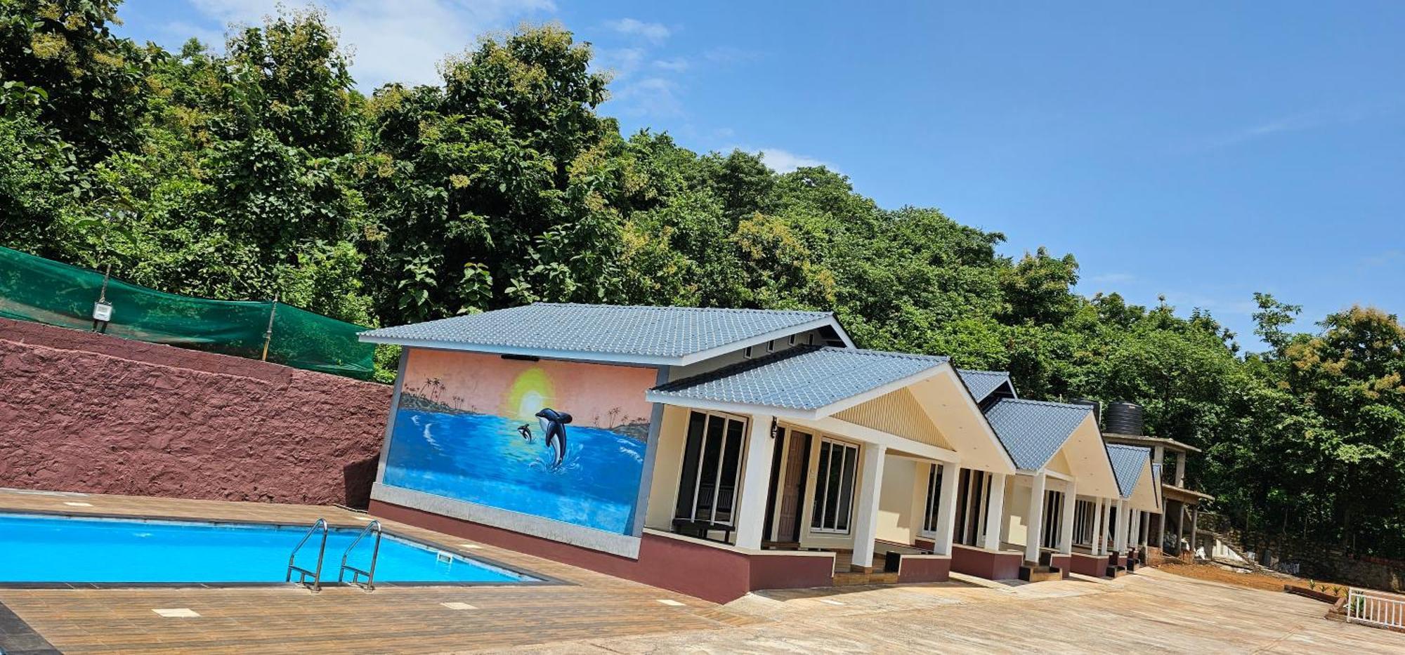 Nisarg Resort Guhagar Luaran gambar