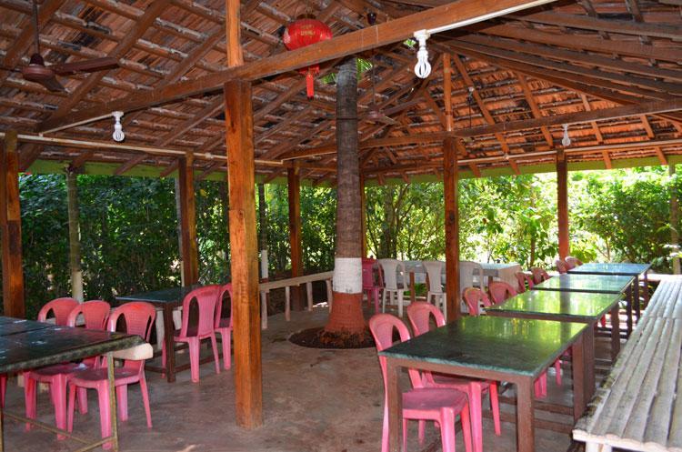 Nisarg Resort Guhagar Luaran gambar