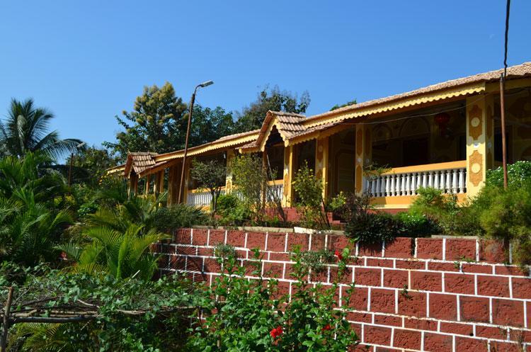 Nisarg Resort Guhagar Luaran gambar